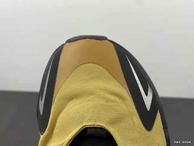 hype GZ0717 Flux' 700 Boost 'Honey Yeezy MNVN 0530